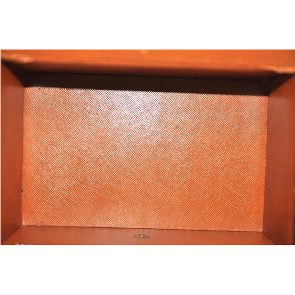 Authentic Louis Vuitton
Monogram Boite A Tout
Jewelry Case Old Model - Picture 6 of 14
